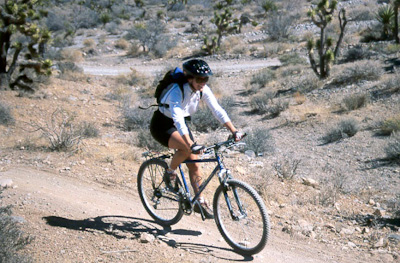 Mountain biking in Cottonwood Valley