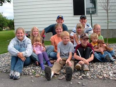 All eleven Potts grandkids